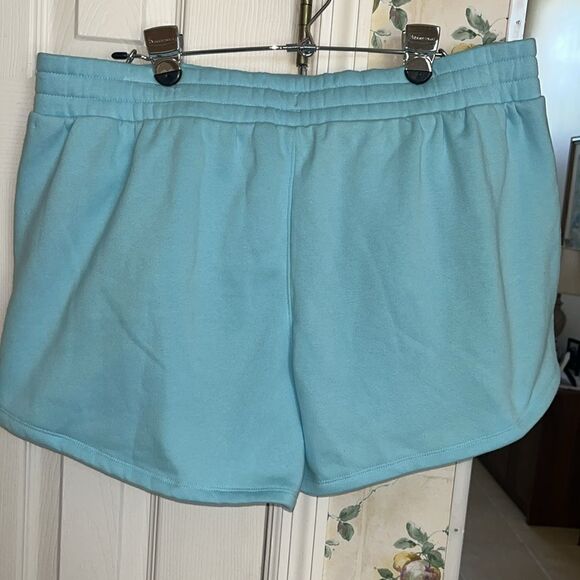 Under Armour Baby Blue Cotton Blend Loose Elastic PullOn Shorts w/ Drawstring-XL - Picture 2 of 12